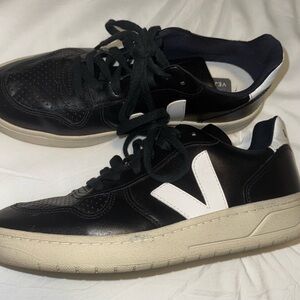 Veja Women’s Black and Cream Sneakers